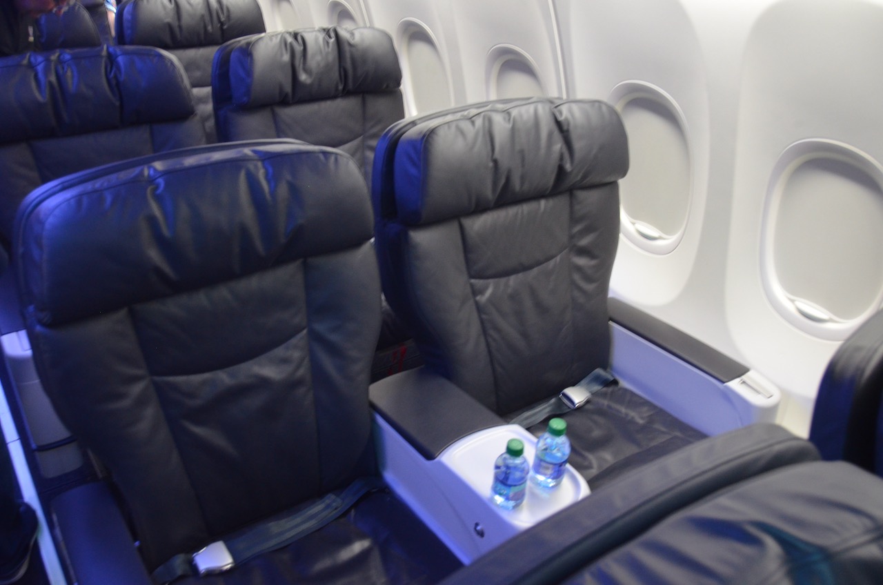Review: Alaska Airlines First Class B737-9, Dallas Fort Worth – Seattle ...