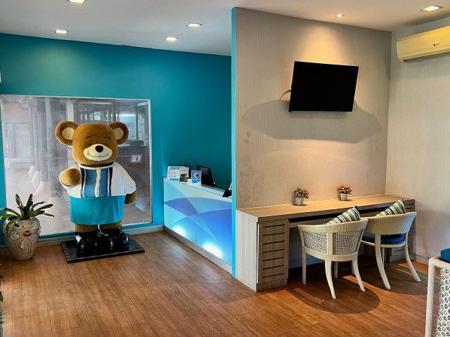 Review: Bangkok Airways Blue Ribbon Lounge – Ko Samui, Thailand | World ...